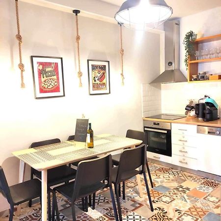 Voukamvilia Boutique Apartment Agios Matthaios  Exterior photo